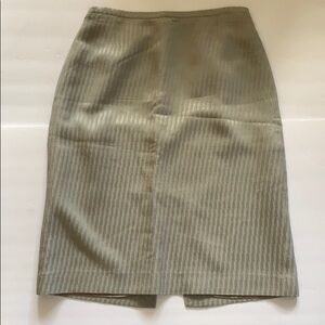 Armani Collezioni Italy Gray Skirt size 8 Medium Lined Excellent RARE HTF